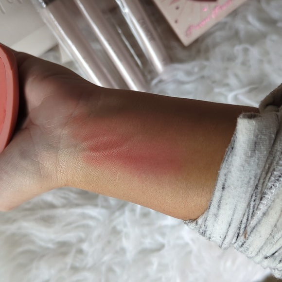 ColourPop Brushes, Brush Roll & Blush - Picture 7 of 7